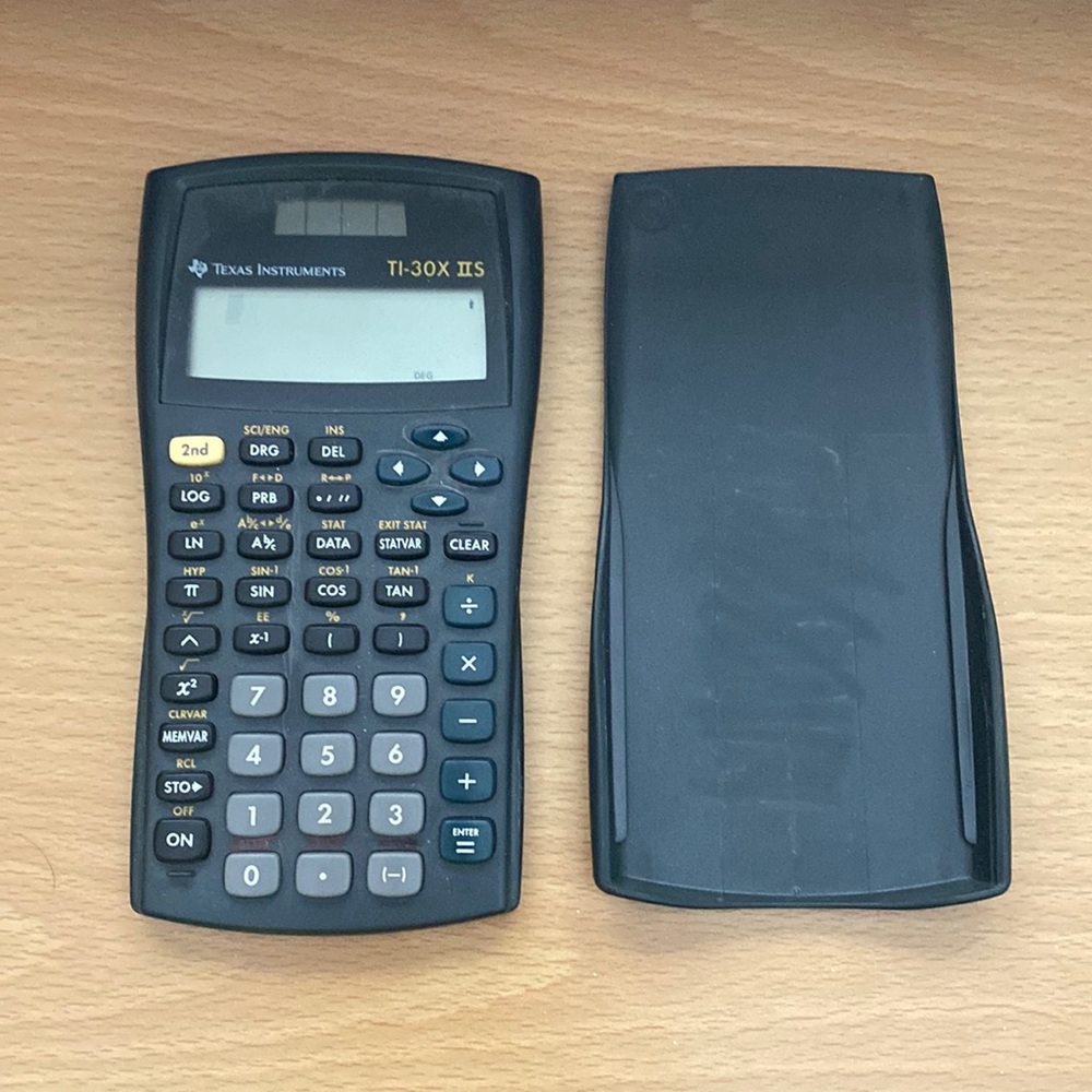 Texas Instruments Ti2 Calculator. - Picture 1 of 8